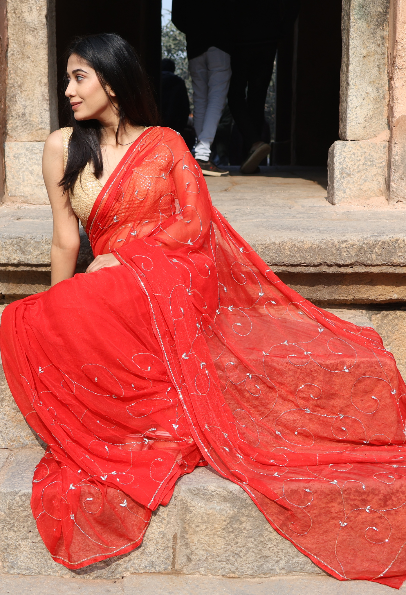 Robbin Red Embellished chiffon leheriya saree for festive wear, trousseau saree, or farewell saree for timeless pre-wedding collection looks.