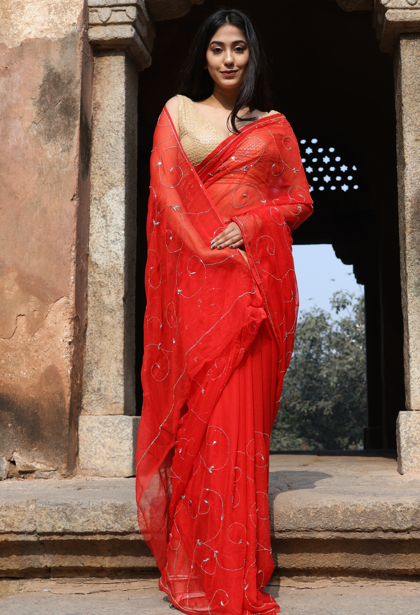 Robbin Red Embellished chiffon leheriya saree for festive wear, trousseau saree, or farewell saree for timeless pre-wedding collection looks.