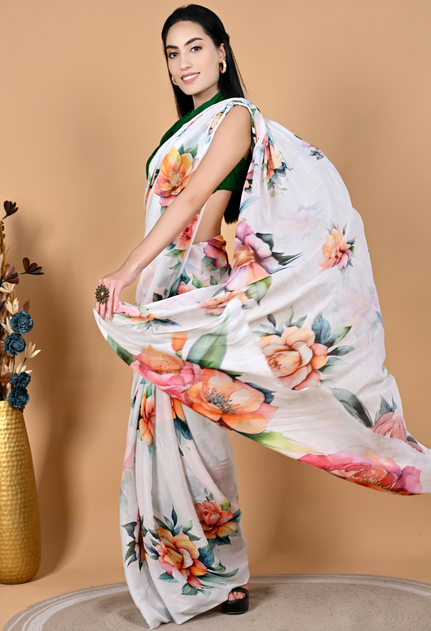 Snow White Digital Print Chinnon Floral Saree