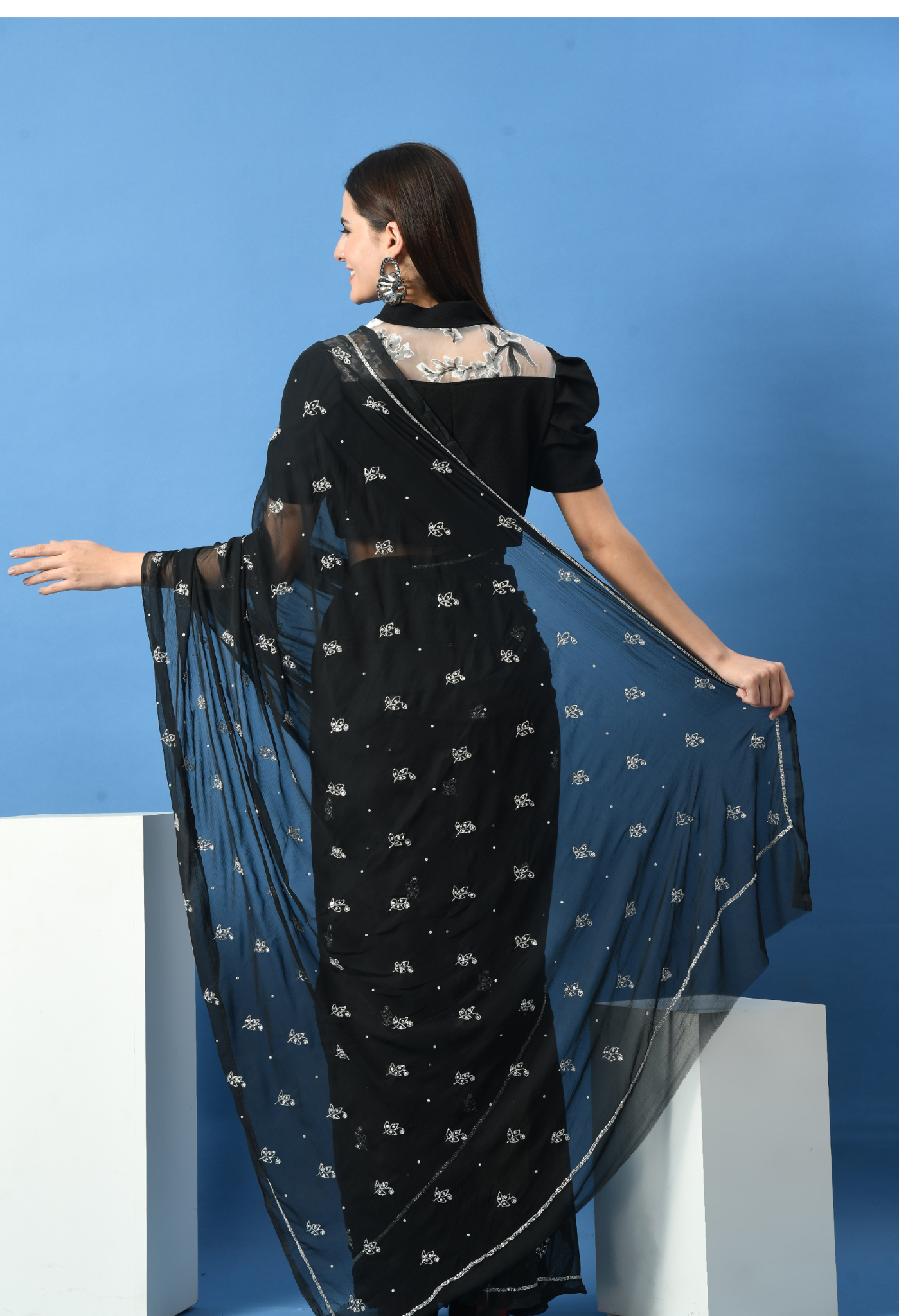 Jag Mag Sitara Booti Chiffon Saree